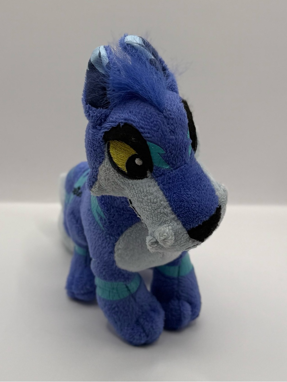 Neopets Electric Lupe Plush Stuffed Animal 2008
